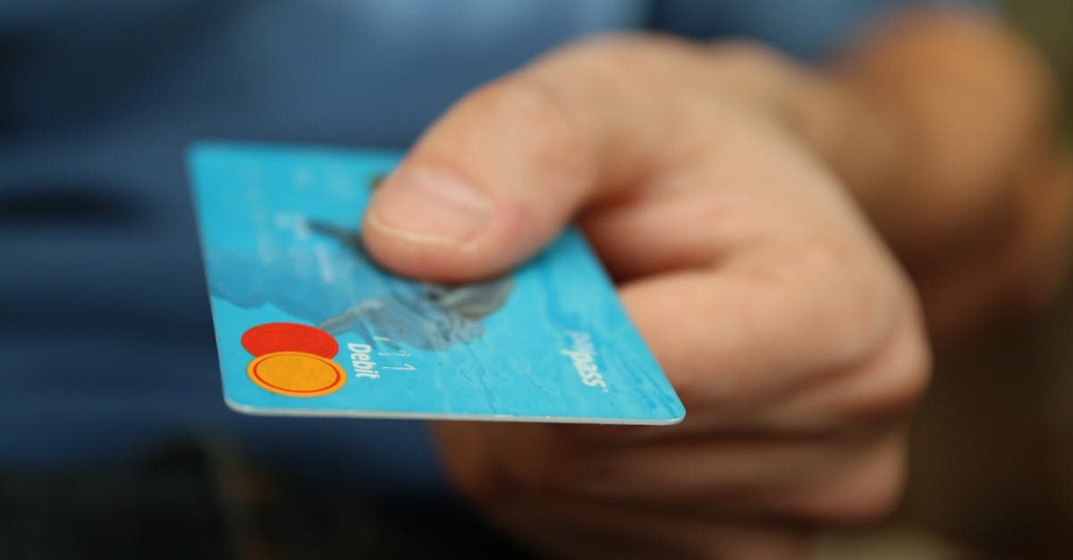 Cover Image for Unlocking the Secrets of Credit Cards: A Comprehensive Guide to Smart Spending